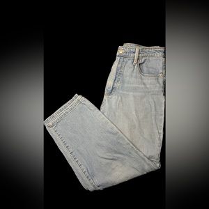 Universal thread loose fit boyfriend jeans